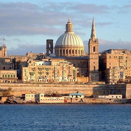 Unbeatable Location Valletta And Harbour Views Apartment Слима Екстериор снимка
