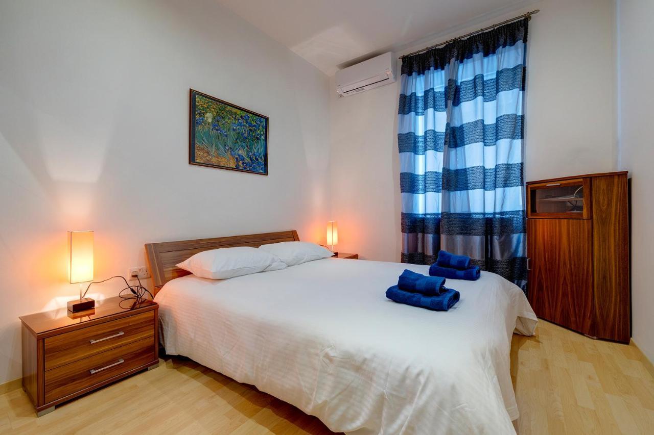 Unbeatable Location Valletta And Harbour Views Apartment Слима Екстериор снимка