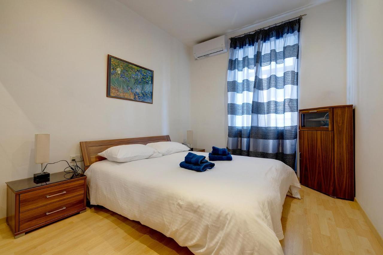 Unbeatable Location Valletta And Harbour Views Apartment Слима Екстериор снимка