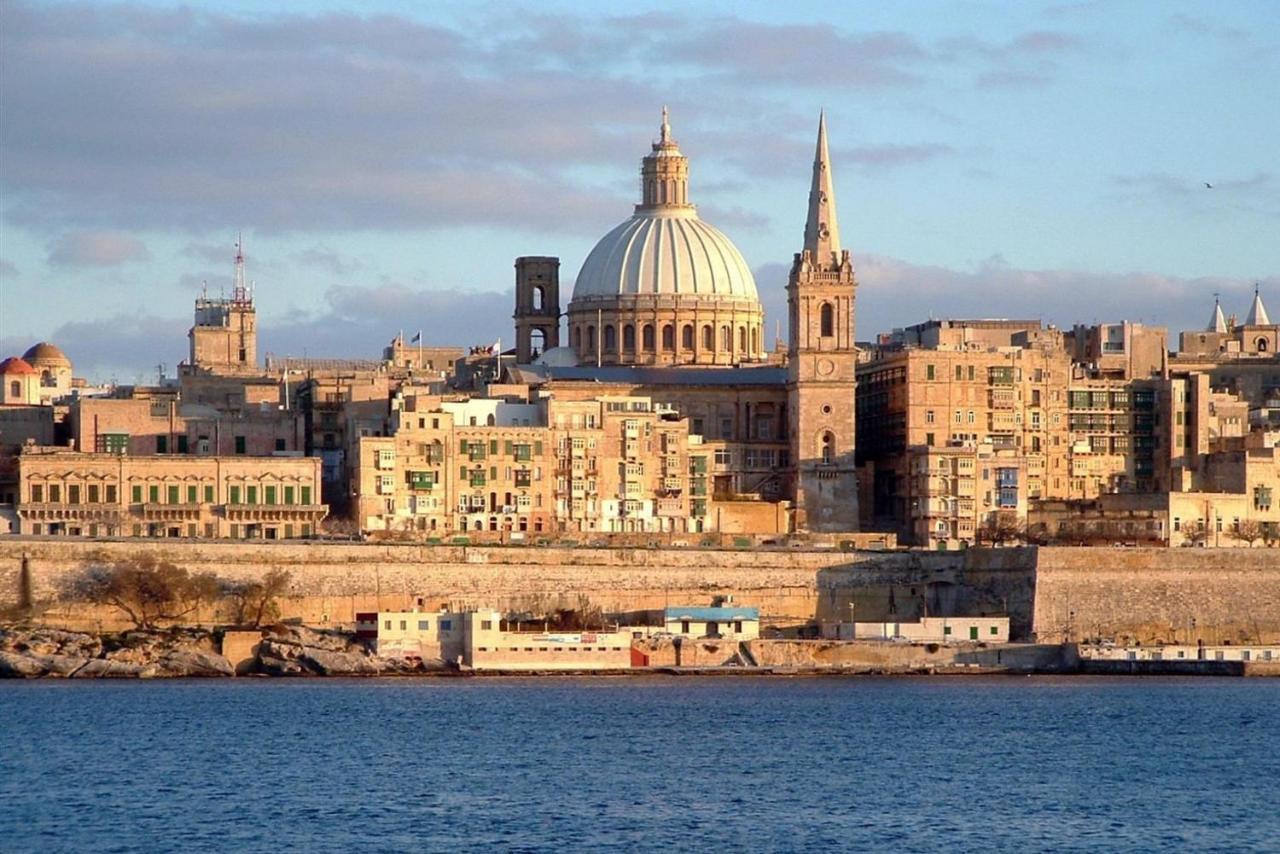 Unbeatable Location Valletta And Harbour Views Apartment Слима Екстериор снимка
